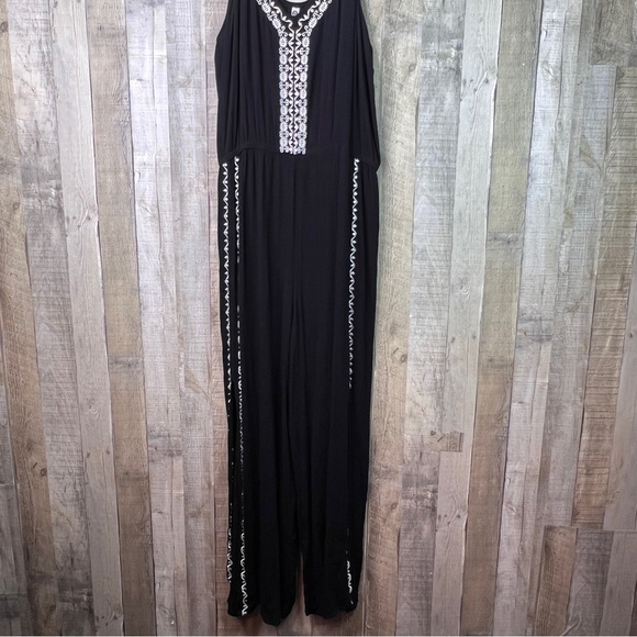 American Rag Size 3X Black Jumpsuit w/White Embroidered Design with Wide Legs - Picture 3 of 13